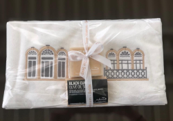 Lot de 2 serviettes éponge 33*33 ARCADES GRISES+ 2 savons